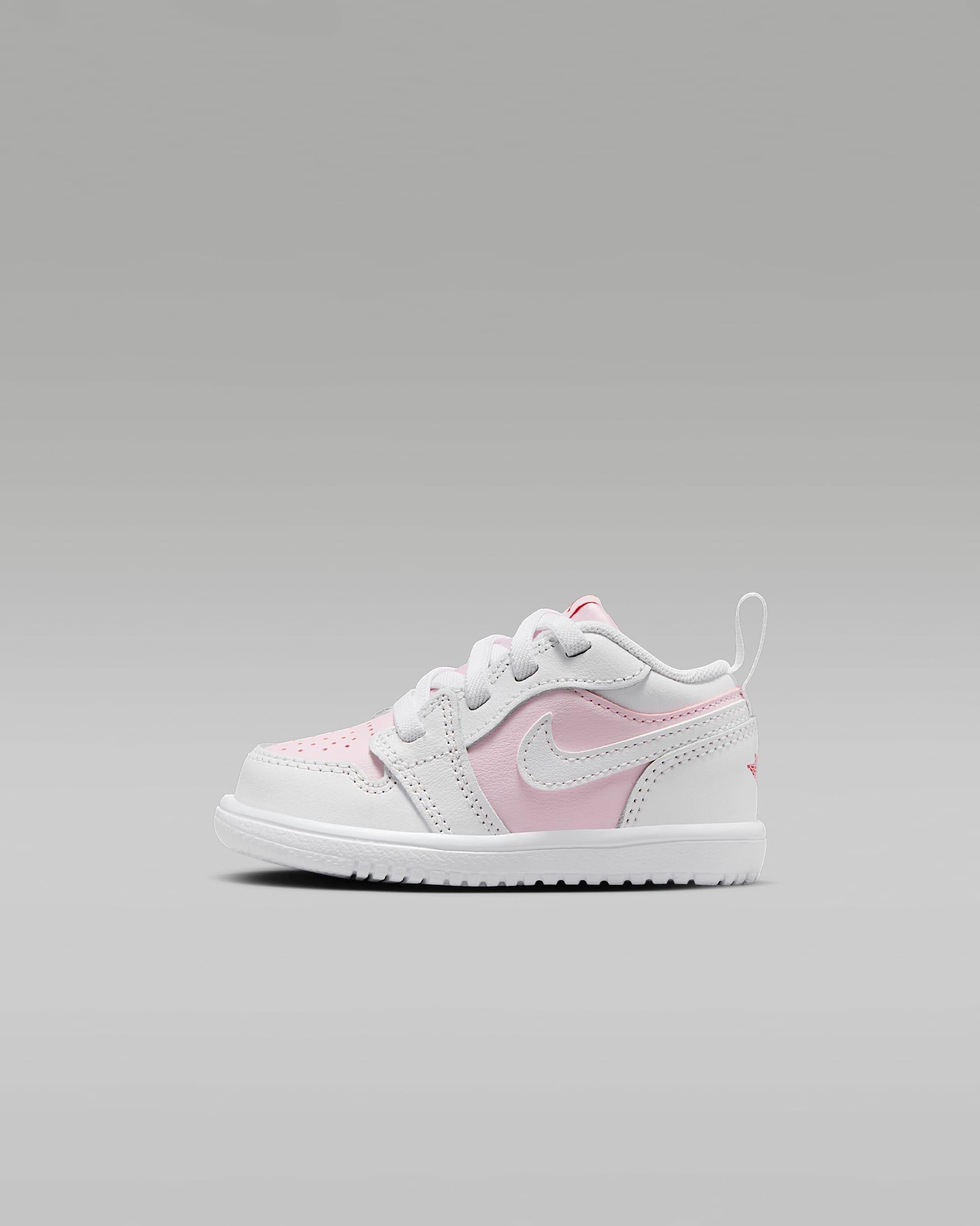 Jordan 1 Low Altpicture